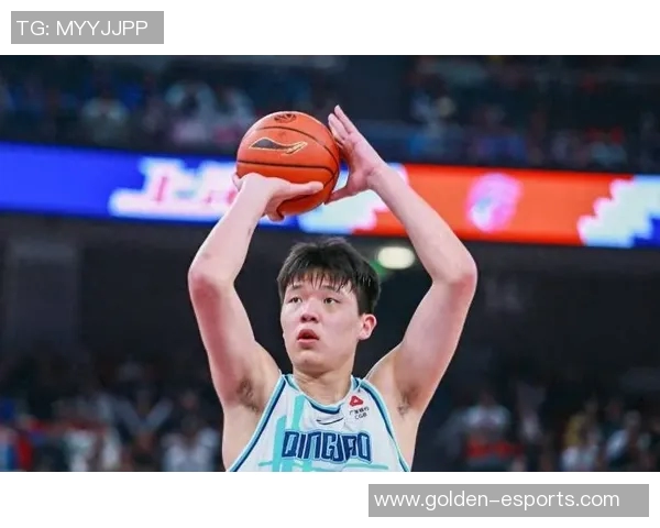 杨瀚森半场6分钟表现亮眼贡献全队唯一赢分助力球队逆转局势