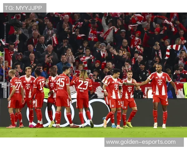 拜仁下半场大换血全队11人轮换卡尔迪亚斯格纳布里齐齐上阵