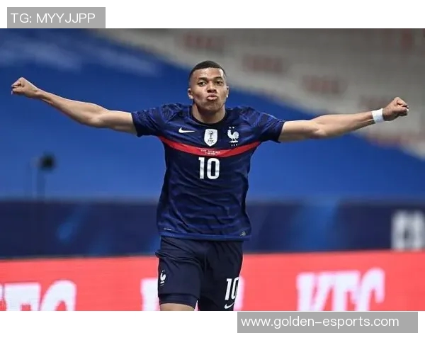 米利唐与姆巴佩亲密合影分享兄弟情深瞬间引发球迷热议